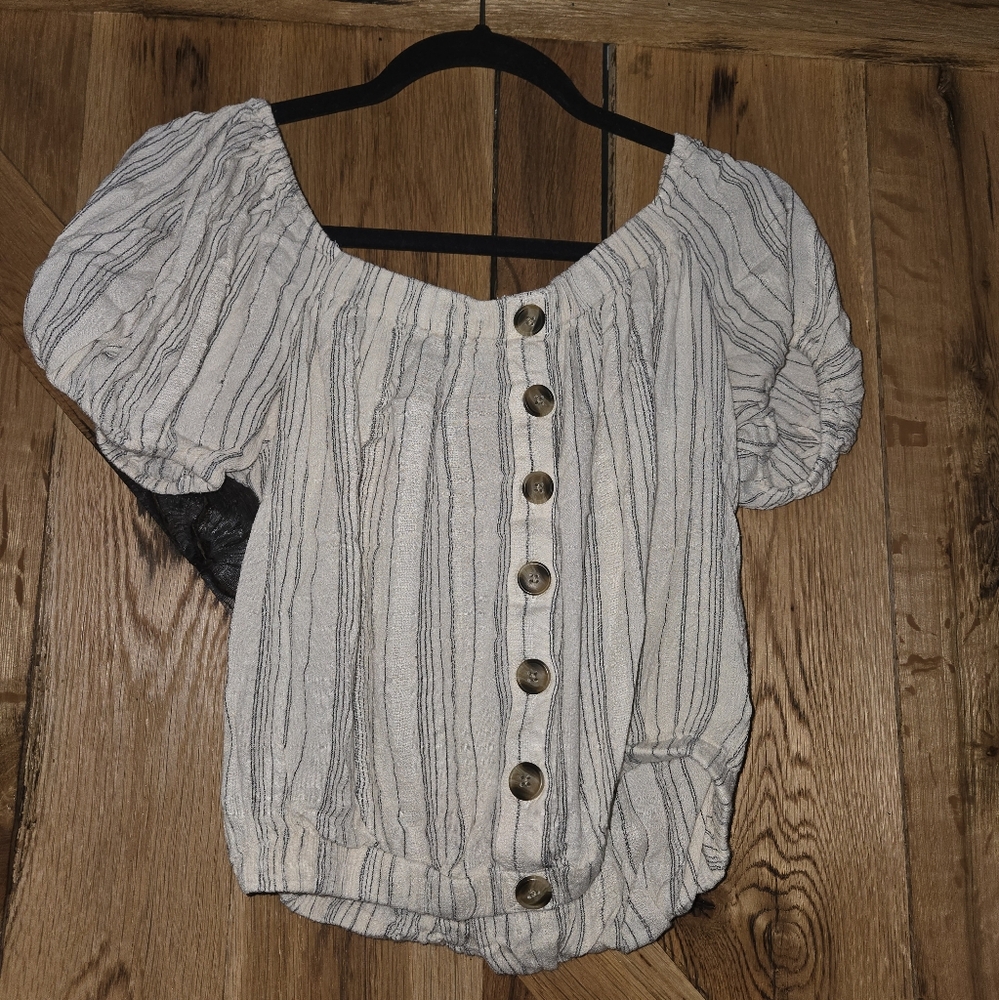 American Eagle Outfitters Blue and White Puff Sleeve Blouse